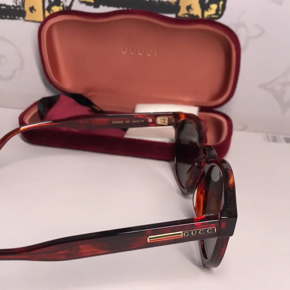 New Authentic Gucci Brown Sunglasses GG0825S 005